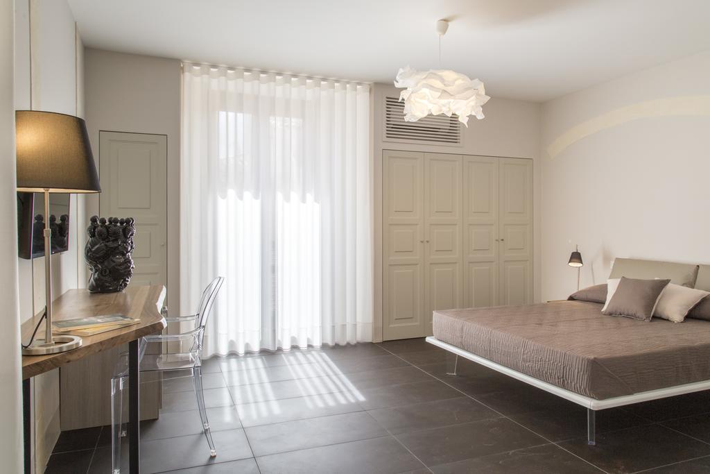 B&B Vicere Speciale โนโต ภายนอก รูปภาพ