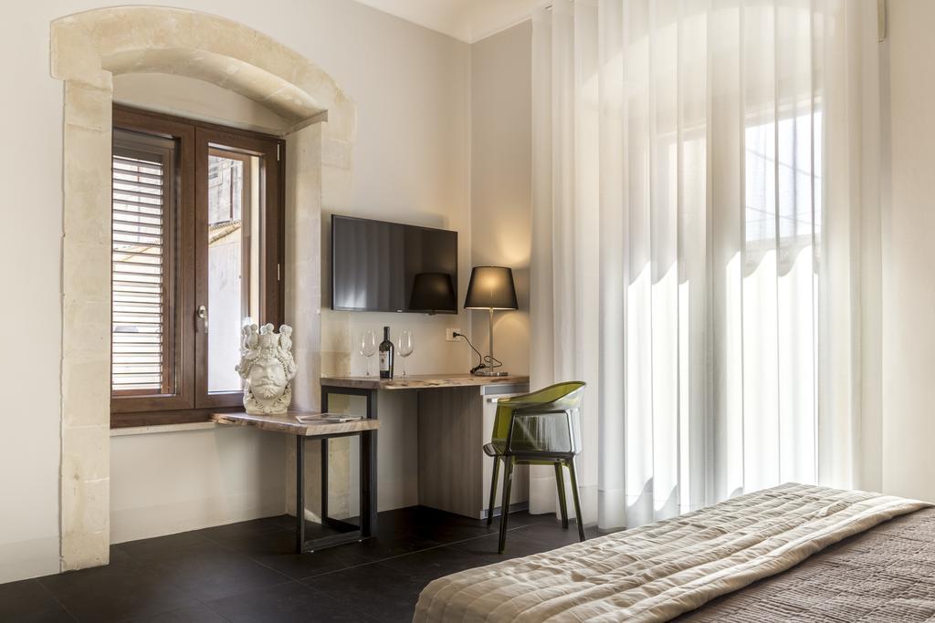 B&B Vicere Speciale โนโต ภายนอก รูปภาพ