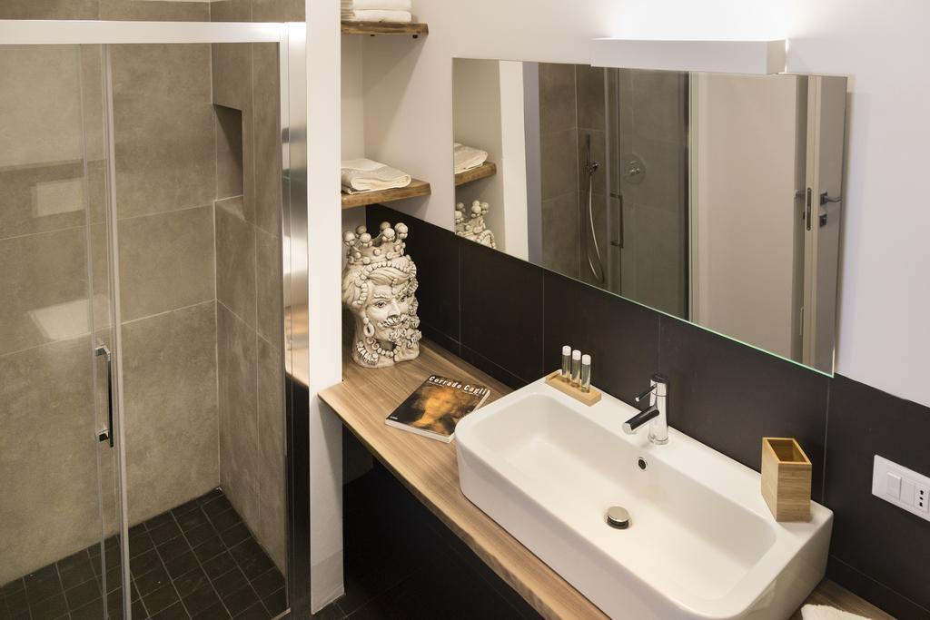 B&B Vicere Speciale โนโต ภายนอก รูปภาพ